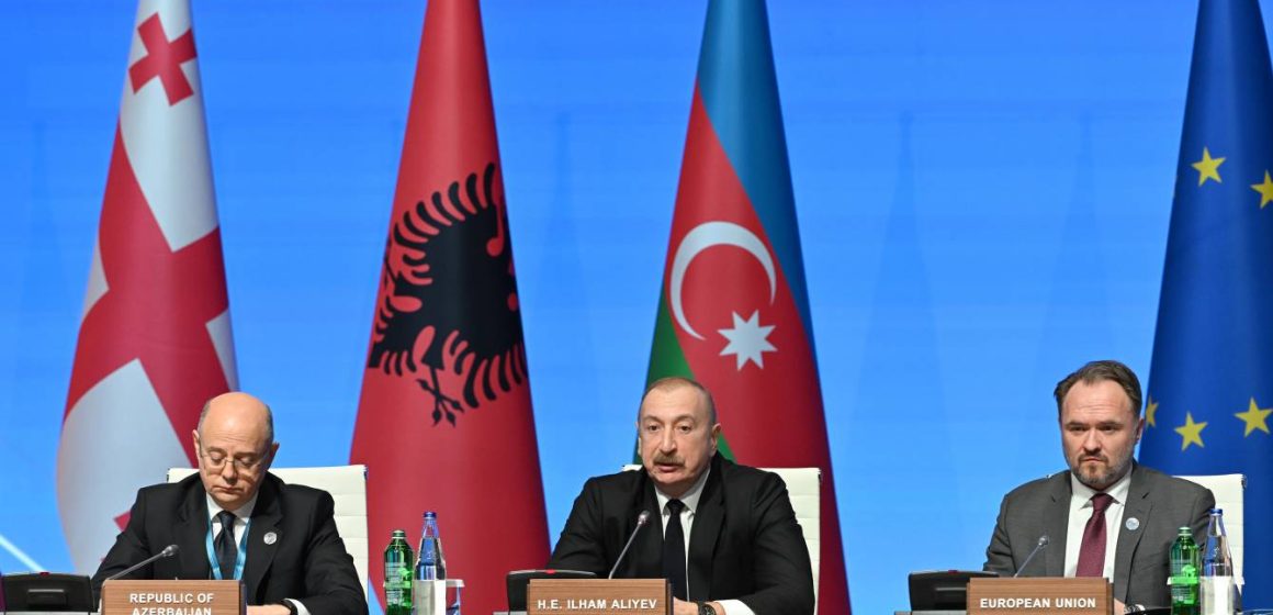  İlham Əliyev Cənub Qaz Dəhlizi Məşvərət Şurası çərçivəsində nazirlərin 12-ci və Yaşıl Enerji Məşvərət Şurası çərçivəsində nazirlərin 4-cü iclaslarında iştirak edib