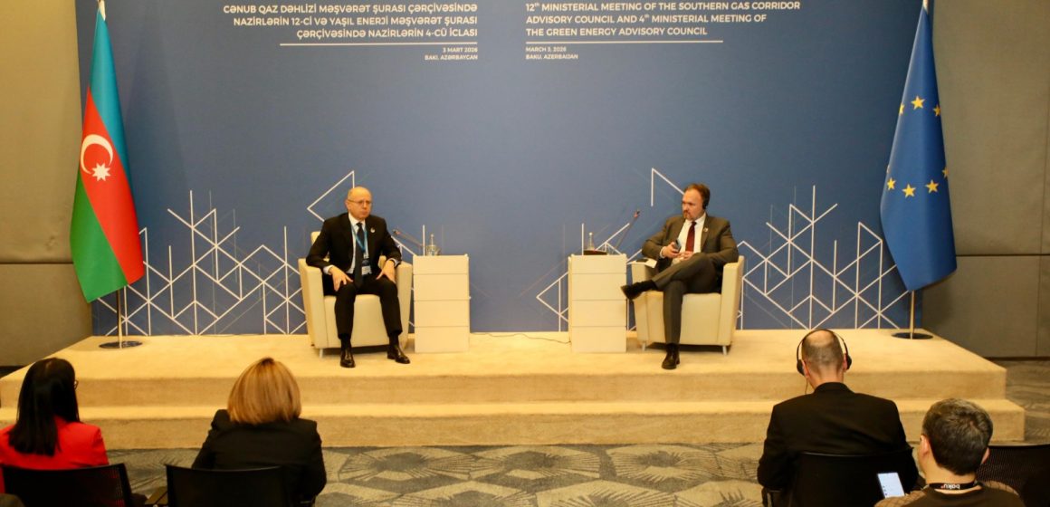  Nazirlər iclasının həmsədrləri Azərbaycan Respublikasının energetika naziri Pərviz Şahbazov və Avropa İttifaqının enerji və mənzil siyasəti üzrə komissarı Dan Yorgensenin mətbuat bəyanatı