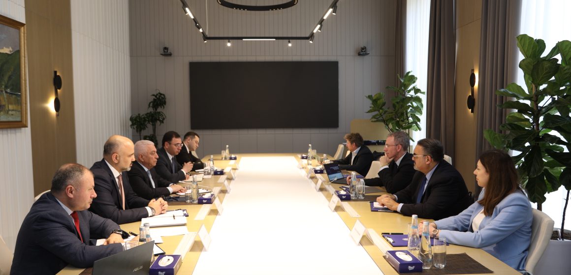  “AzərEnerji” ASC və Dünya Bankı nümayəndə heyətlərinin görüşü olub