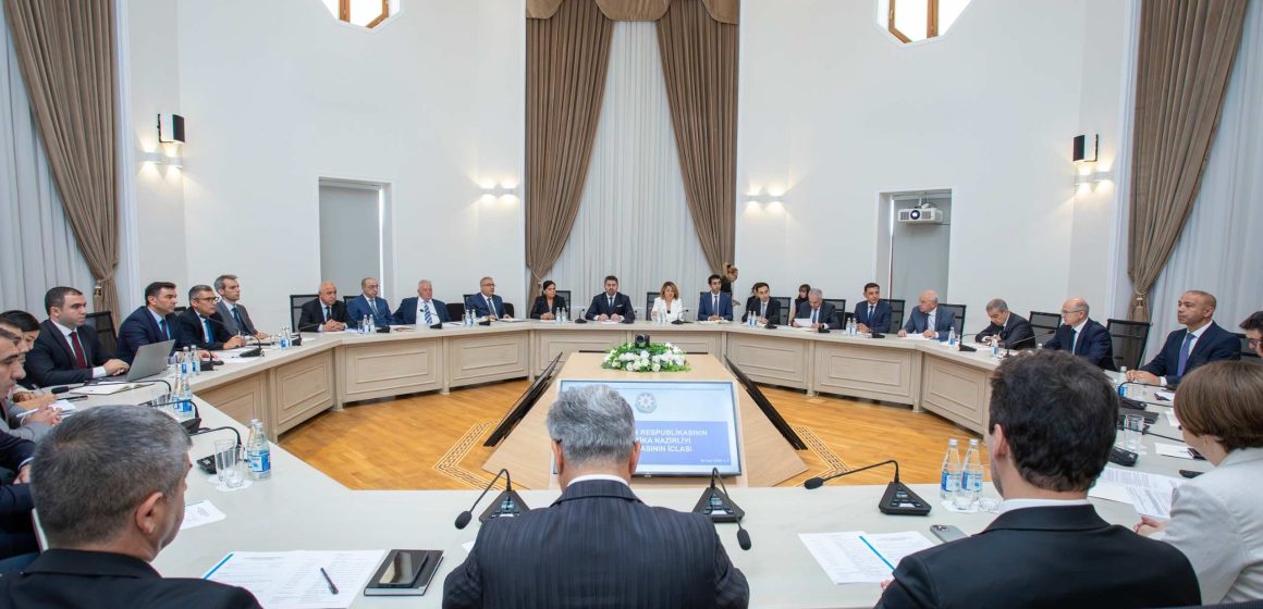 Energetika Nazirliyində növbəti kollegiya iclası keçirilib